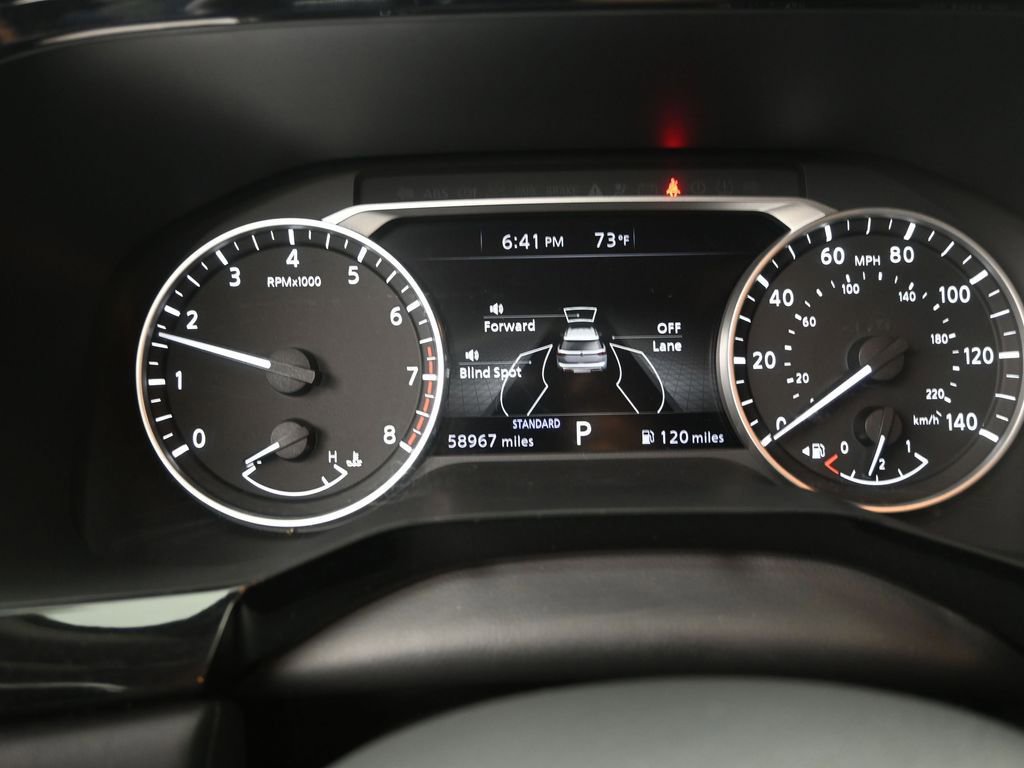 Used 2022 Nissan Pathfinder SV image 12