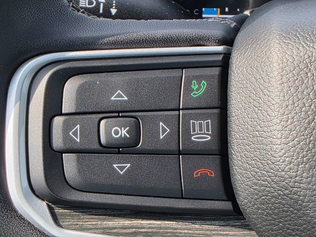 Used 2023 Jeep Wagoneer Series III w/ Preferred Equipment Group image 12
