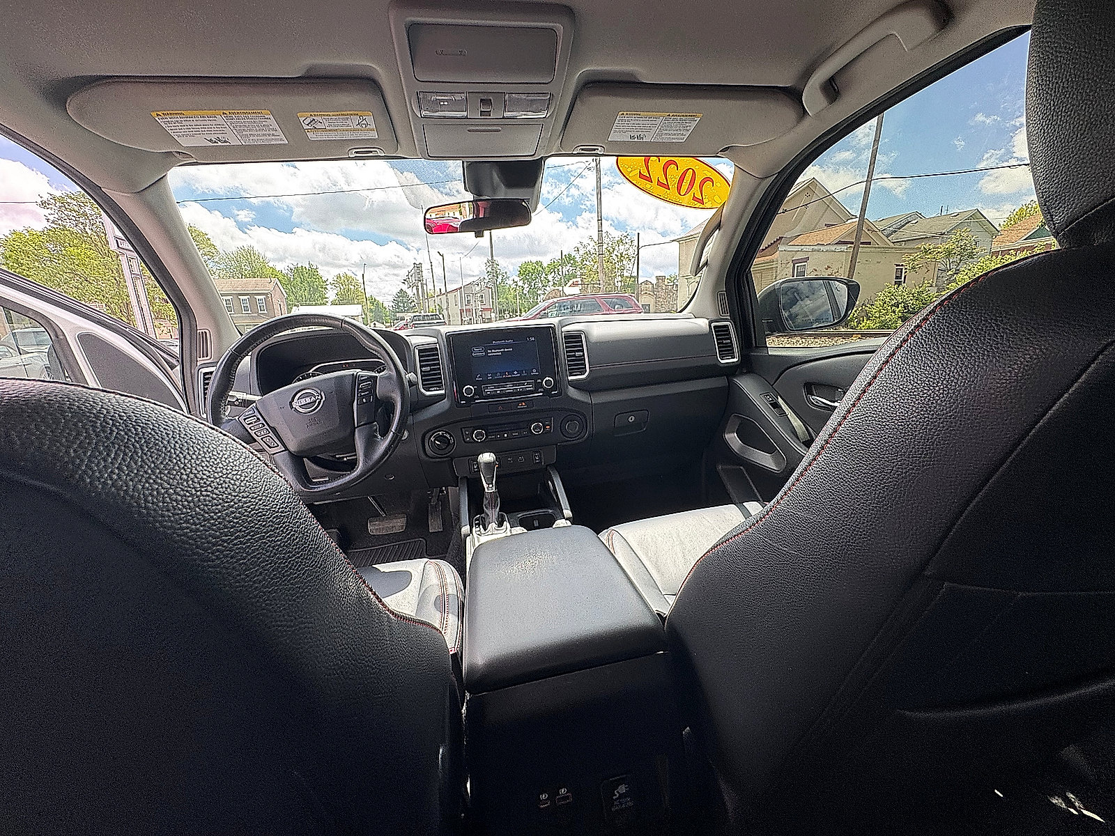 Used 2022 Nissan Frontier SV AWD/4WD image 19