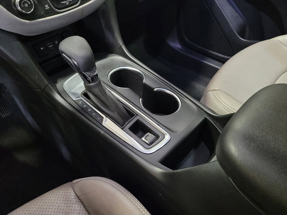 Used 2020 Chevrolet Equinox LS w/ LS Convenience Package FWD image 26