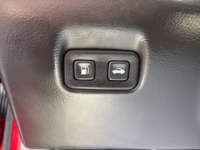 Used 2005 Chevrolet Corvette Coupe w/ Preferred Equipment Group image 29