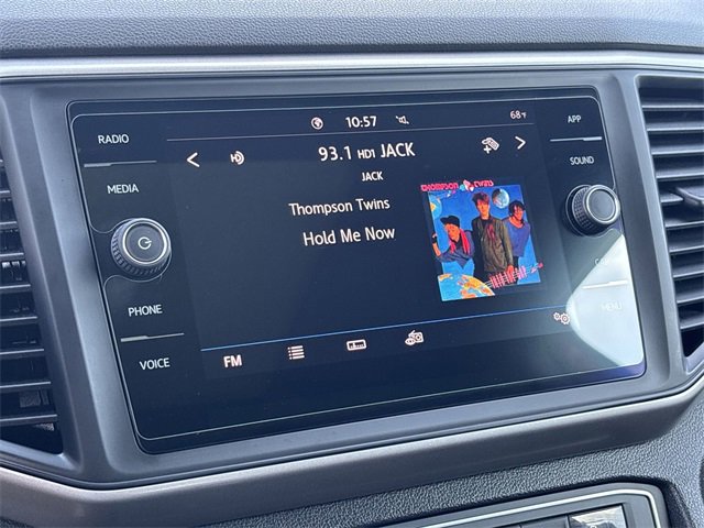 Used 2020 Volkswagen Atlas Cross Sport SE w/ Panoramic Sunroof Package image 25