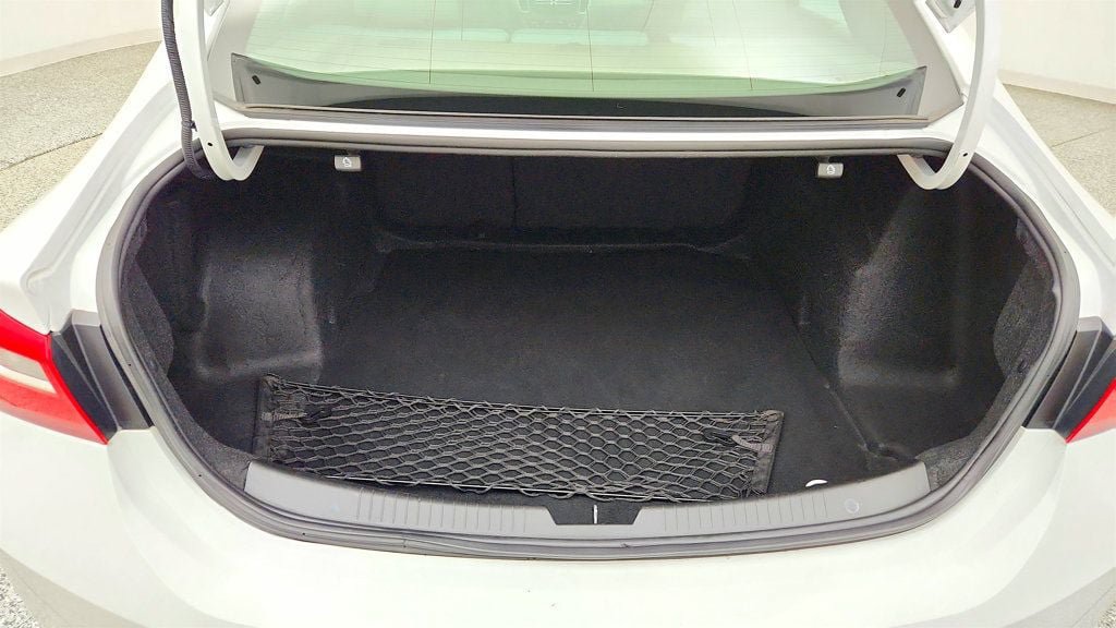 Used 2018 Chevrolet Malibu LS FWD image 20