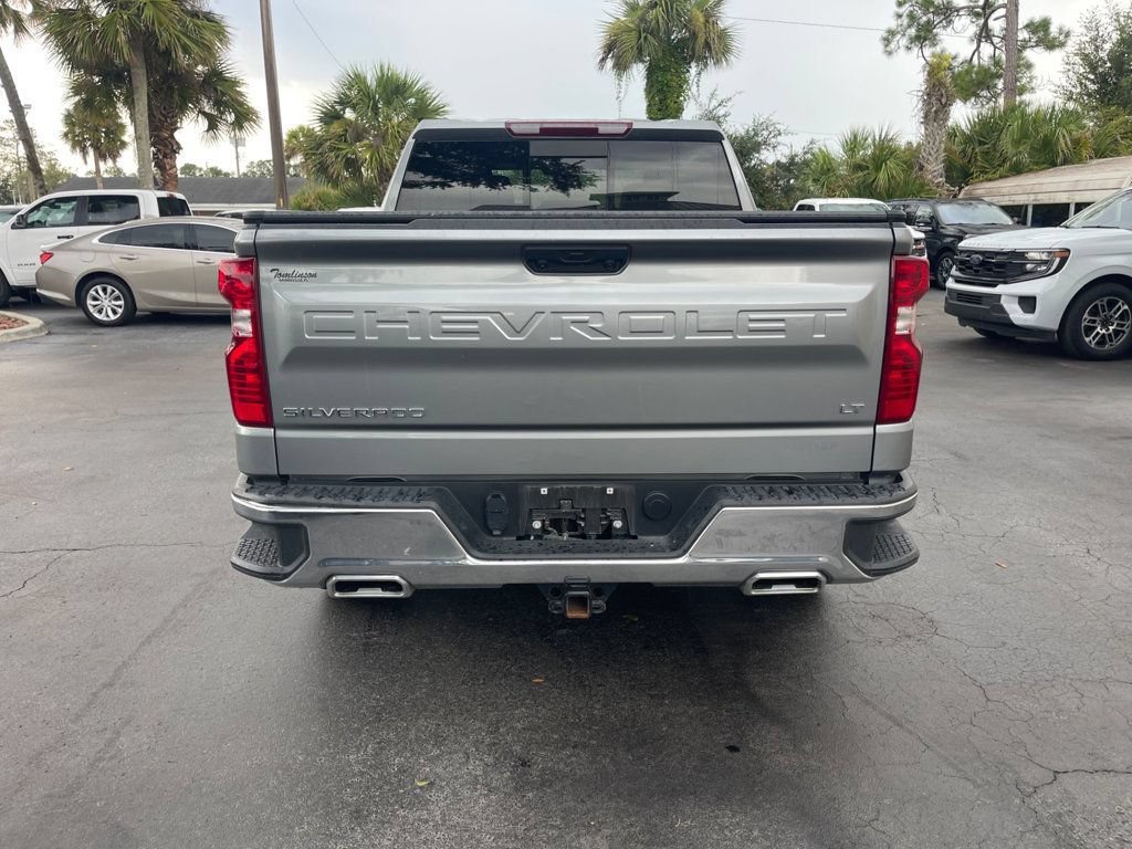 Used 2024 Chevrolet Silverado 1500 LT w/ Z71 Off-Road Package AWD/4WD image 4