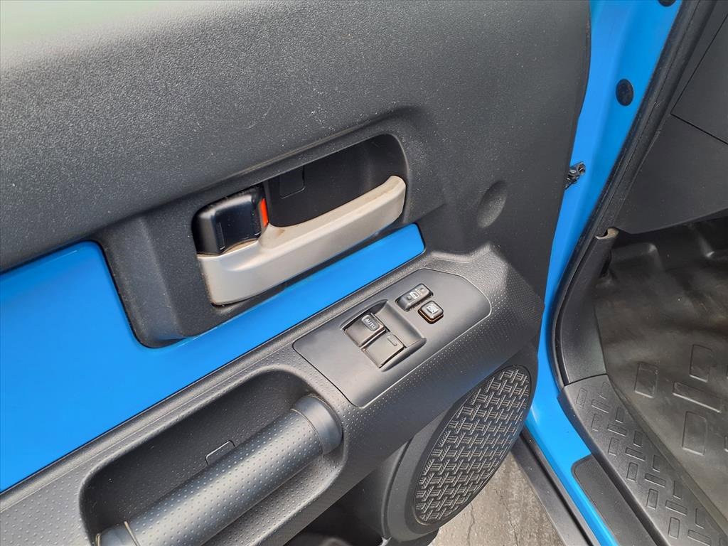 Used 2007 Toyota FJ Cruiser 4WD image 15