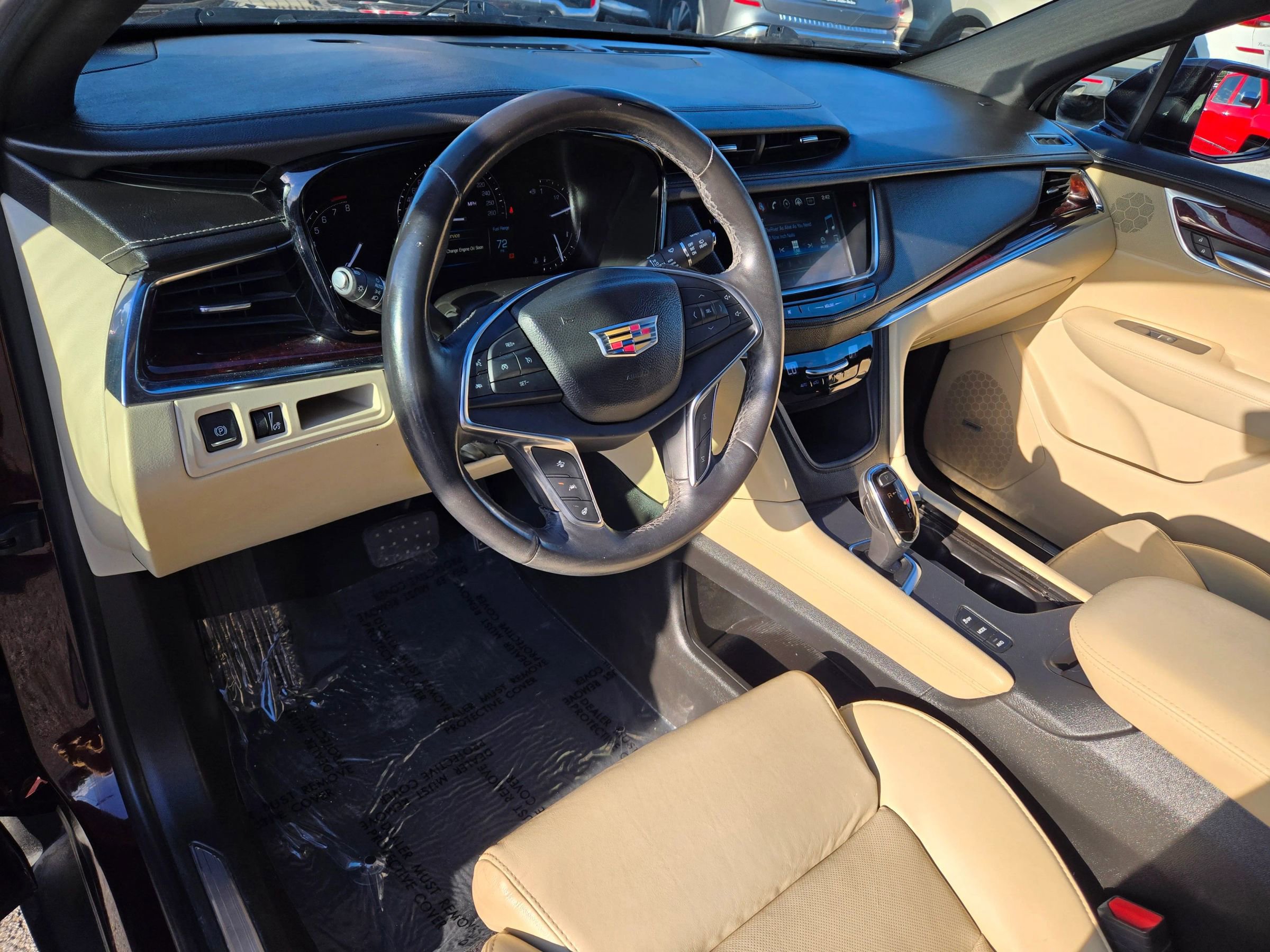 Used 2017 Cadillac XT5 Luxury w/ Driver Awareness Package image 41