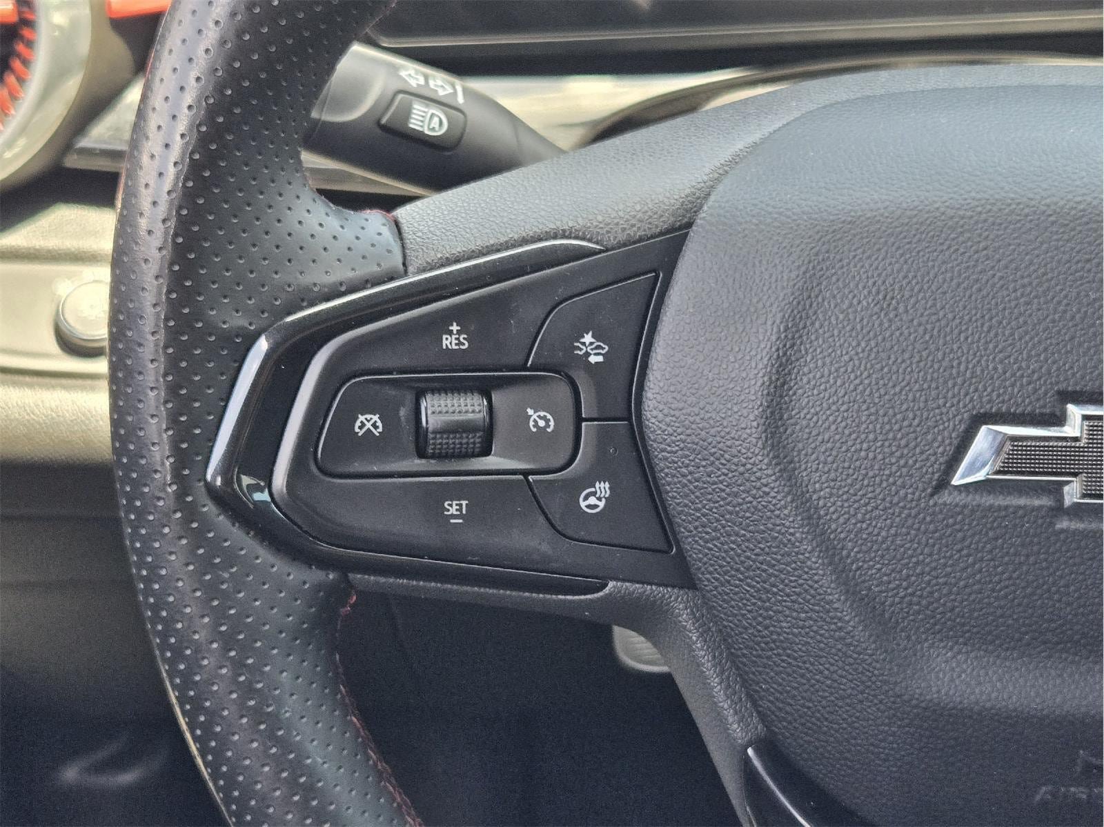 Used 2025 Chevrolet Trax RS w/ Driver Confidence Package FWD image 26
