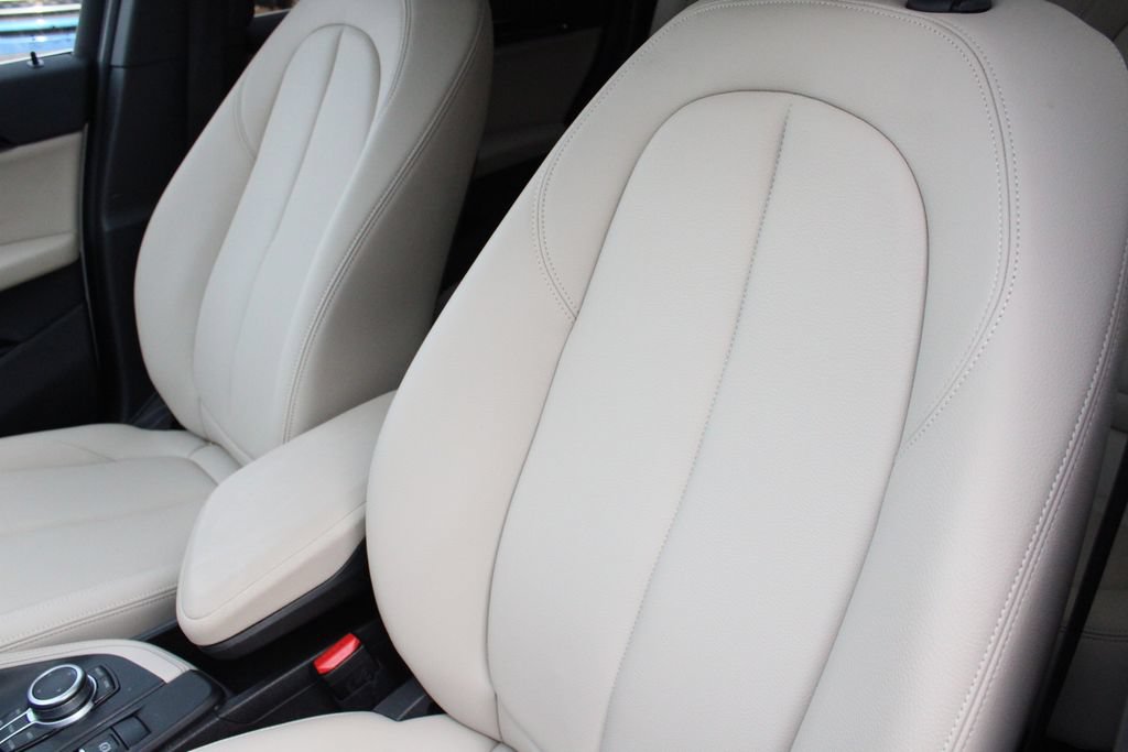 Used 2020 BMW X1 xDrive28i w/ Convenience Package AWD/4WD image 7