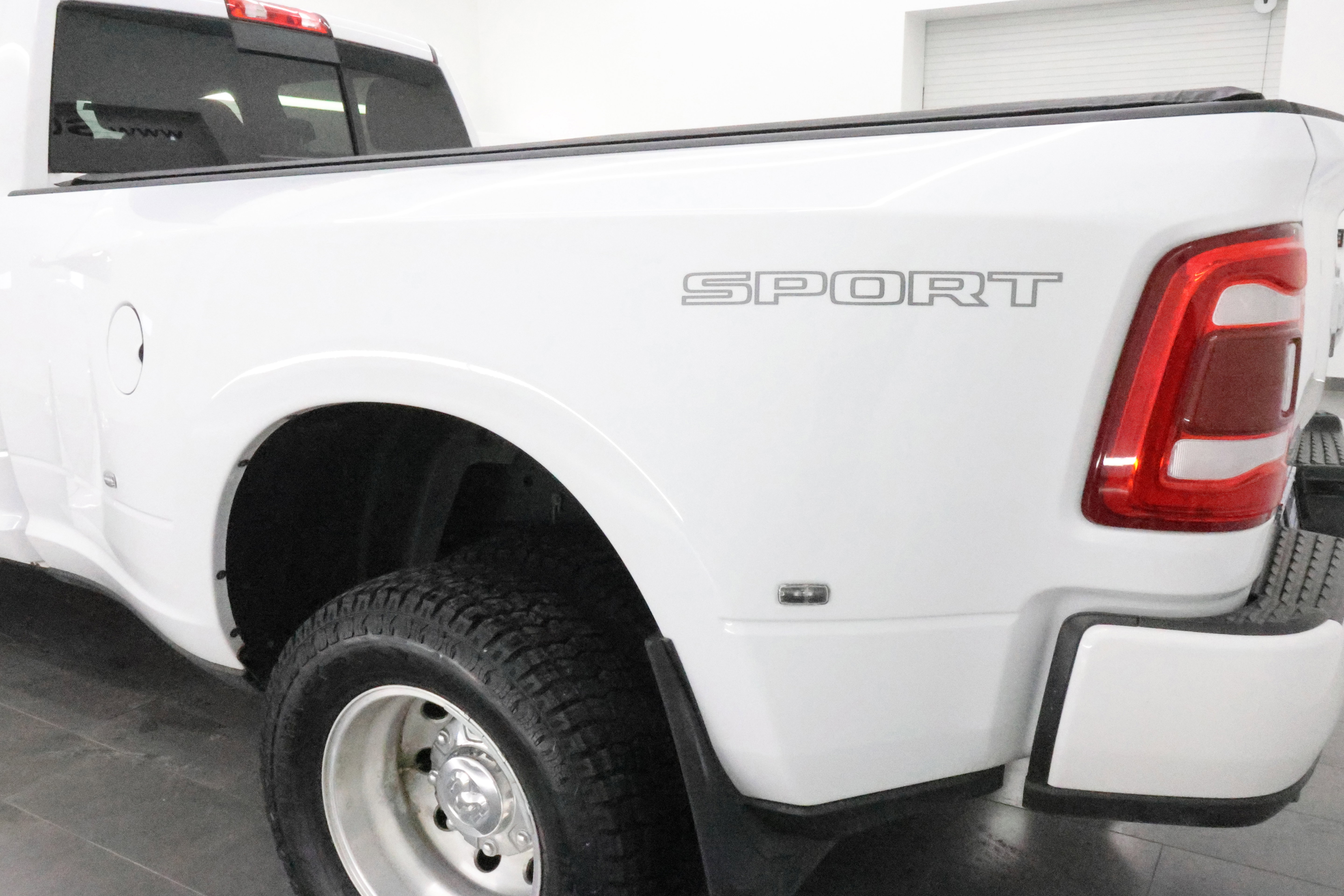 Used 2022 RAM 3500 Big Horn w/ Level C Equiment Group image 31