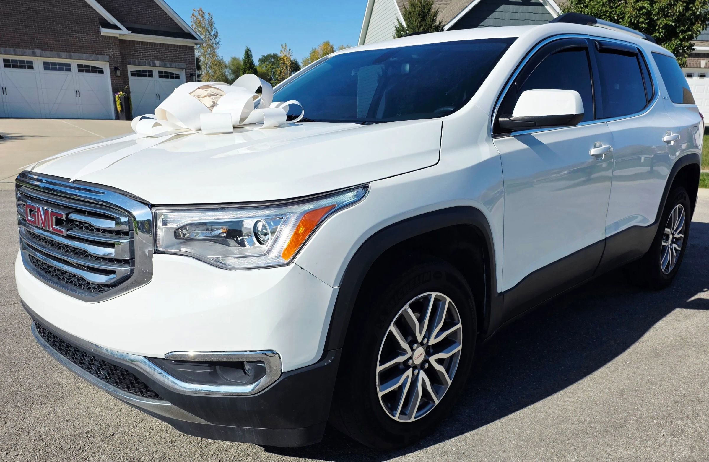 Used 2018 GMC Acadia SLE