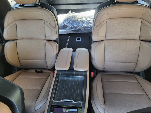 New 2026 Lincoln Navigator Black Label AWD/4WD image 14