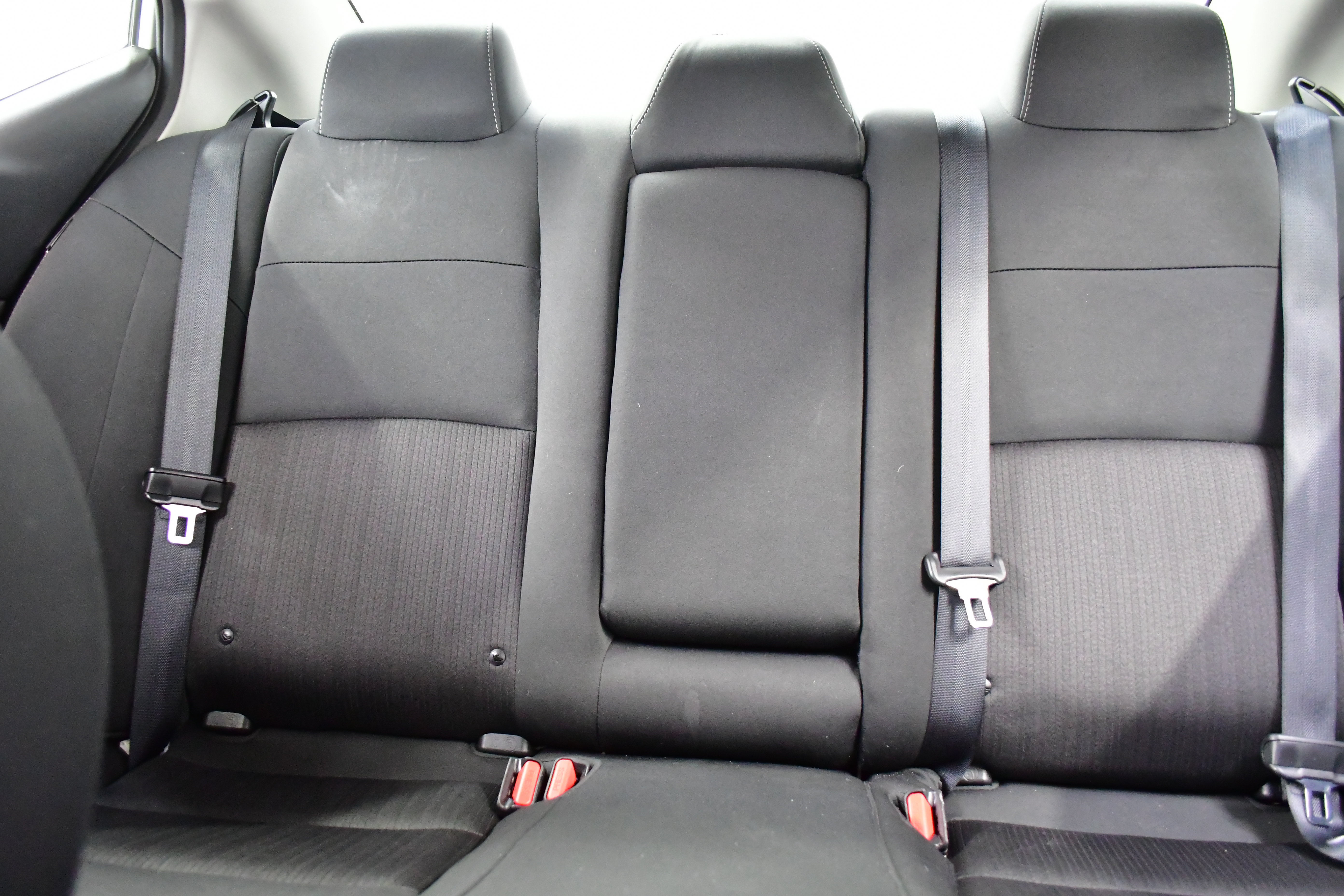 Used 2025 Nissan Altima 2.5 SV FWD image 11