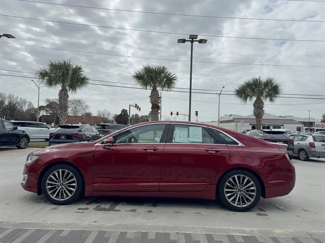 Used 2017 Lincoln MKZ Select image 3