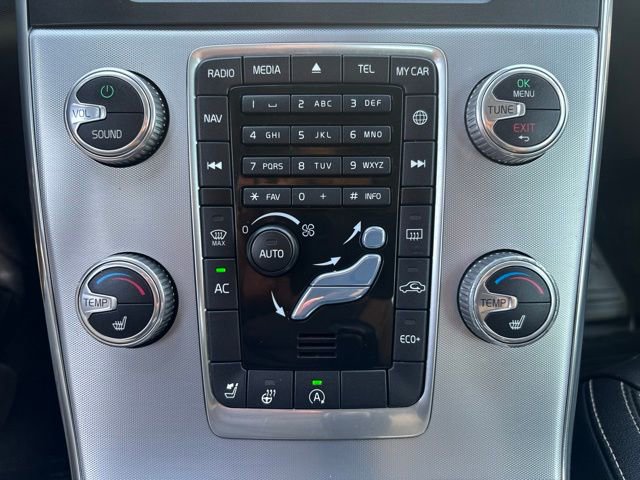 Used 2018 Volvo S60 T5 Dynamic image 33