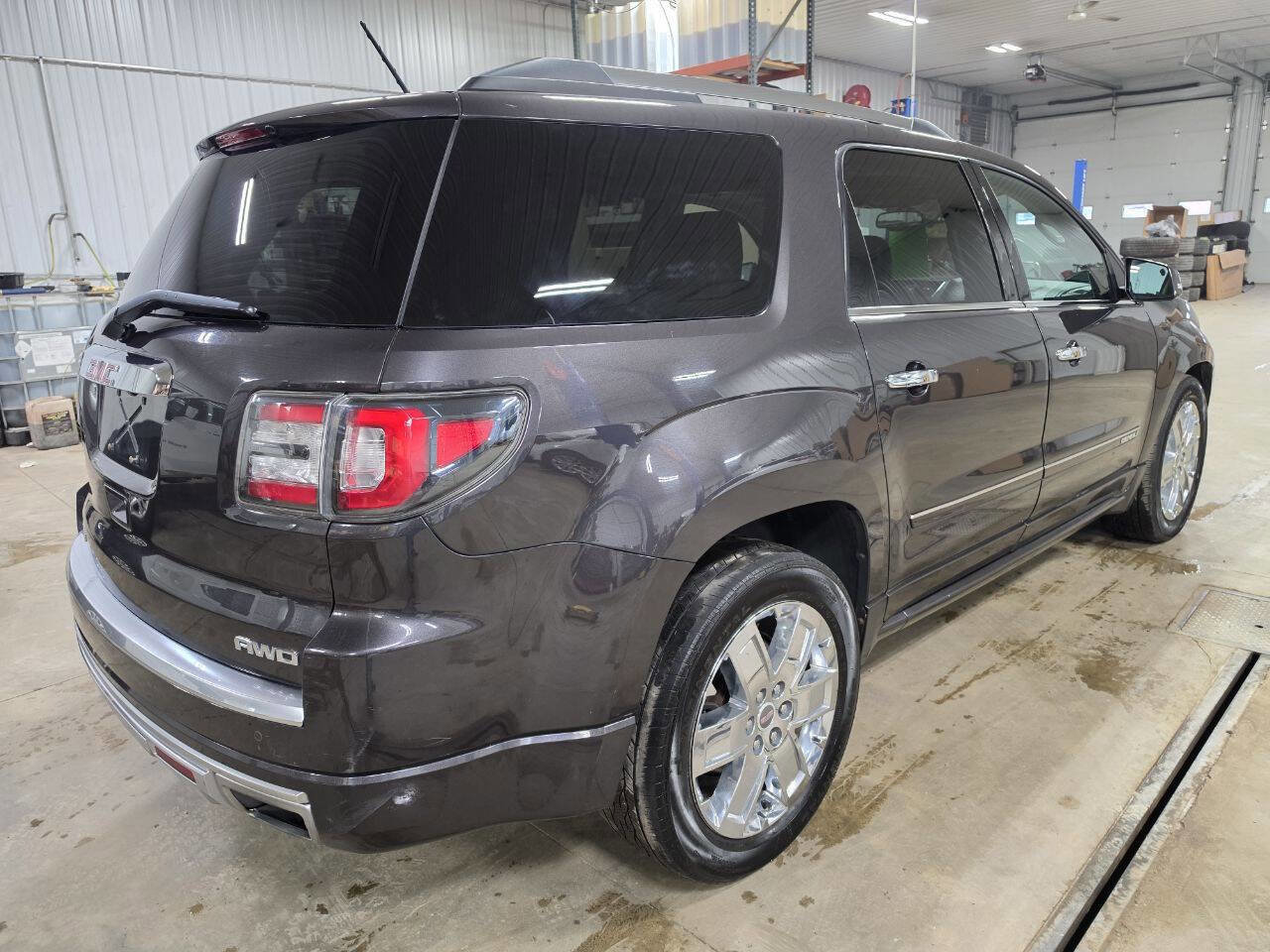 Used 2013 GMC Acadia Denali AWD/4WD image 9