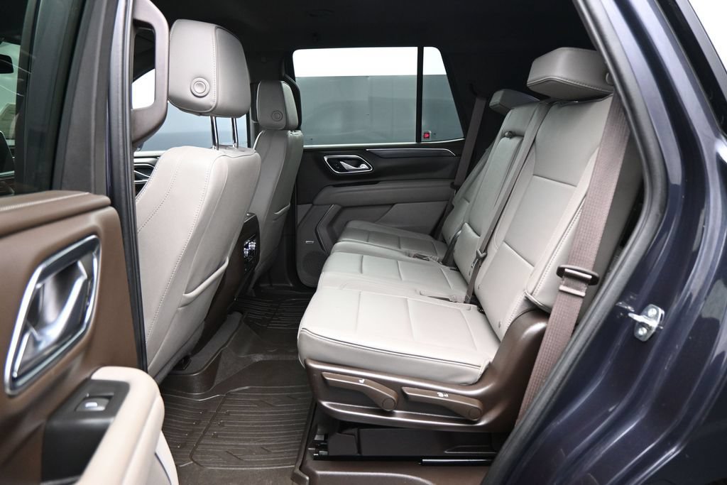 Used 2023 GMC Yukon SLT AWD/4WD image 23