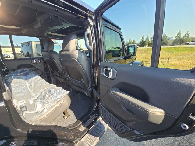 New 2025 Jeep Wrangler Sahara image 13