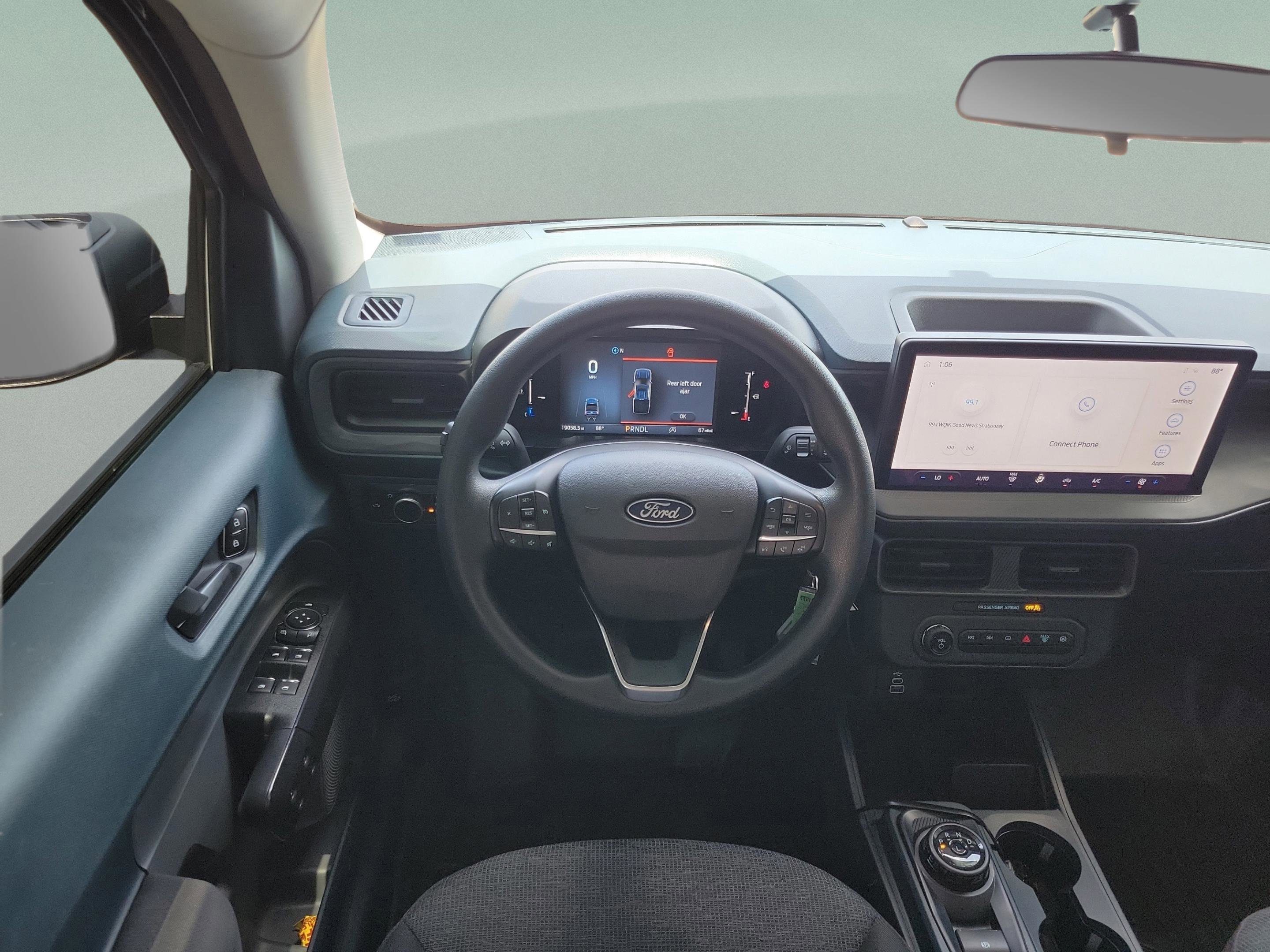 Used 2025 Ford Maverick XL w/ Equipment Group 102A image 21