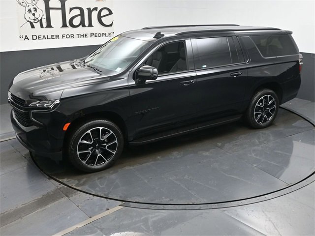 Used 2024 Chevrolet Suburban RST w/ Luxury Package image 47