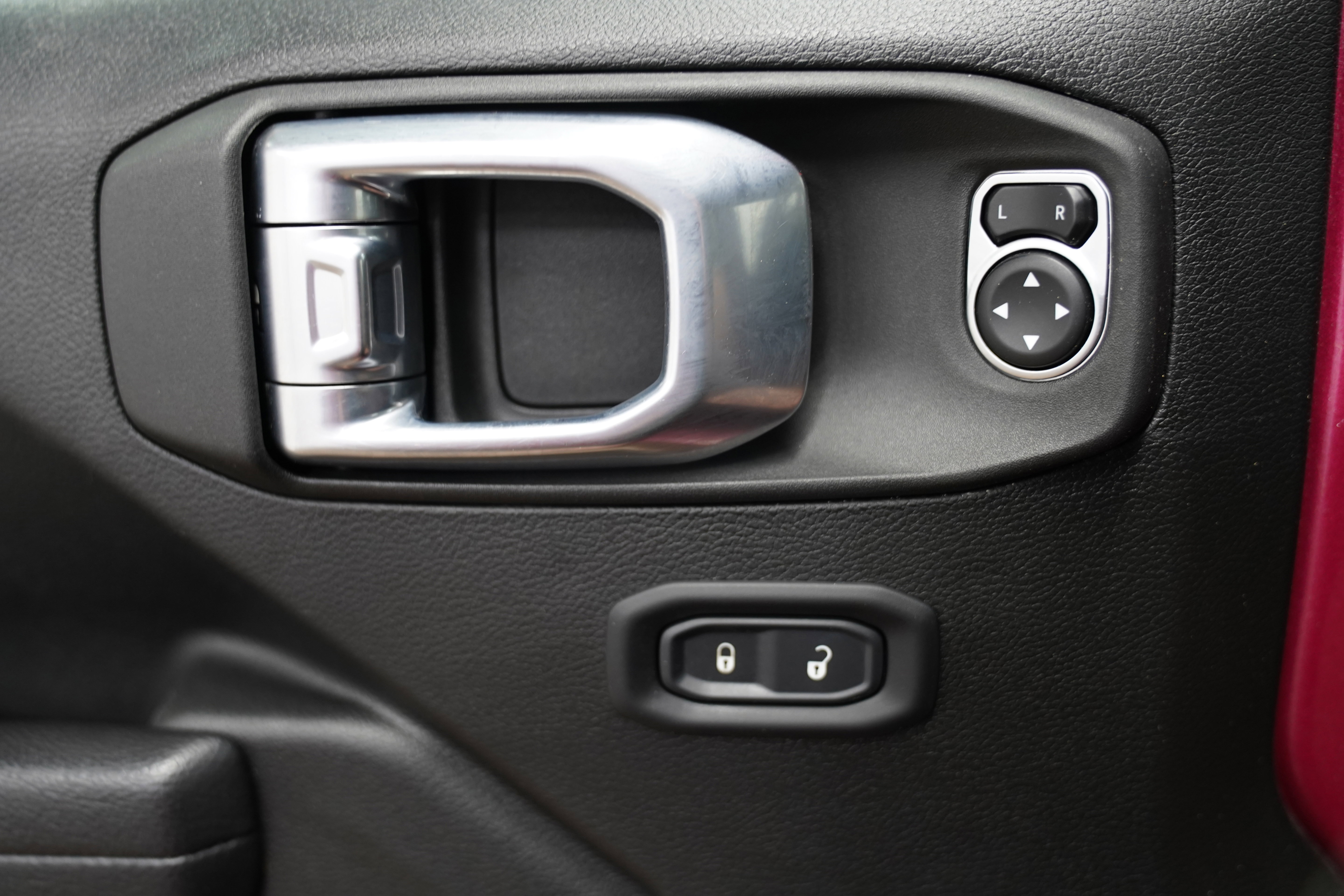 Used 2022 Jeep Wrangler Unlimited Sport AWD/4WD image 17
