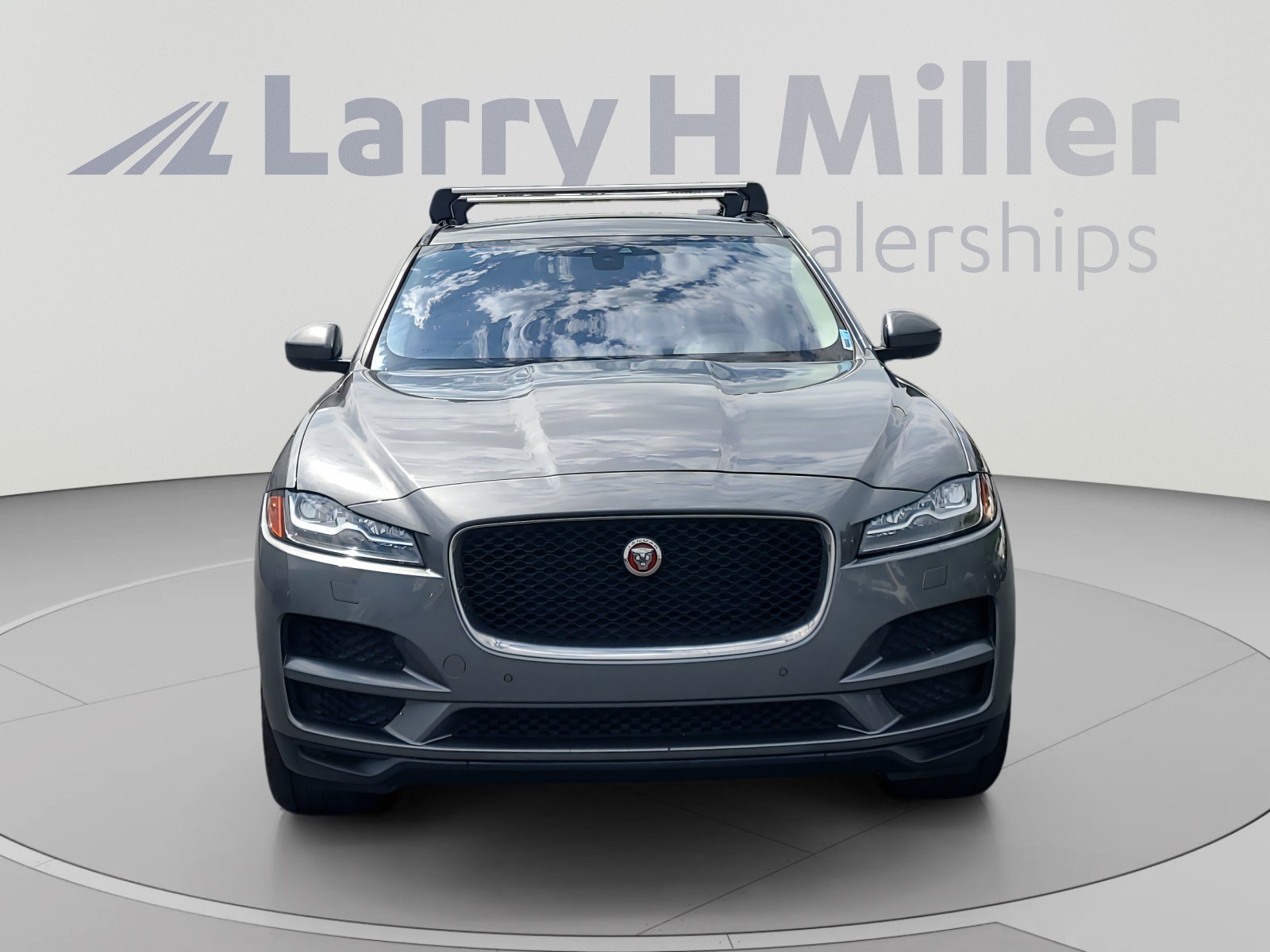 Used 2017 Jaguar F-PACE Prestige AWD/4WD image 8