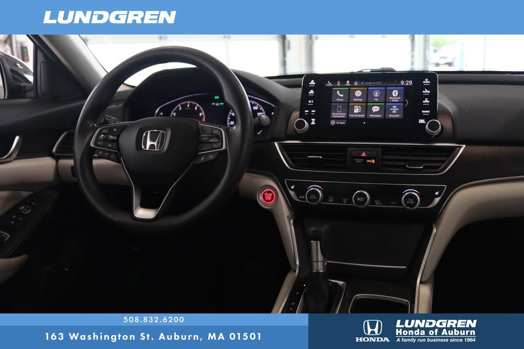Certified 2018 Honda Accord EX image 4