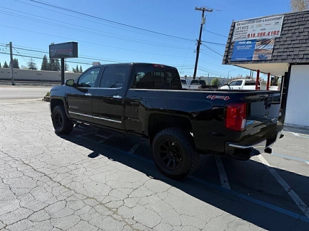 Used 2016 Chevrolet Silverado 1500 LTZ AWD/4WD image 7