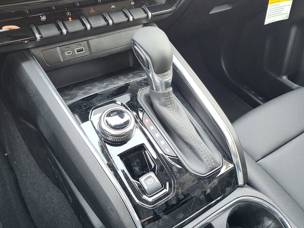 New 2026 GMC Canyon Elevation w/ Convenience Package image 31