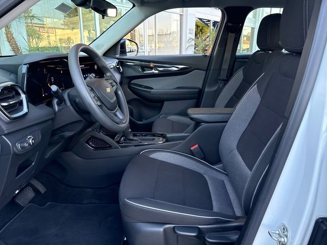 Used 2024 Chevrolet TrailBlazer LS image 9