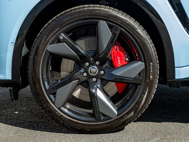 New 2026 Jaguar F-PACE SVR image 11