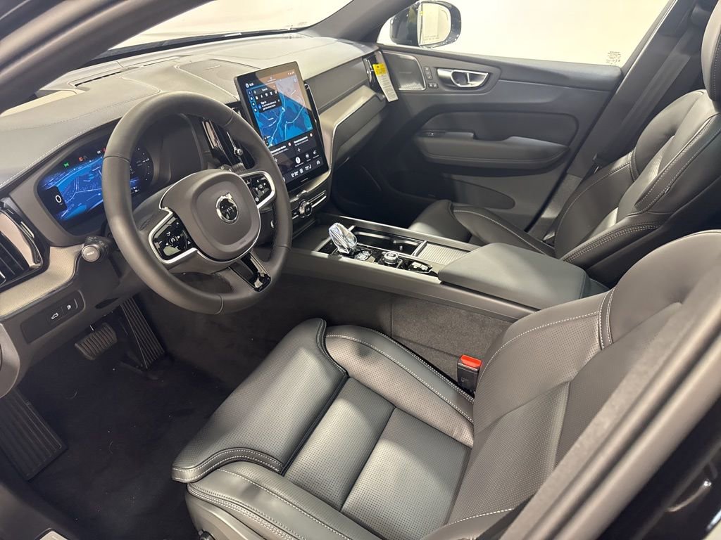 New 2026 Volvo XC60 T8 Ultra w/ Climate Package AWD/4WD image 18