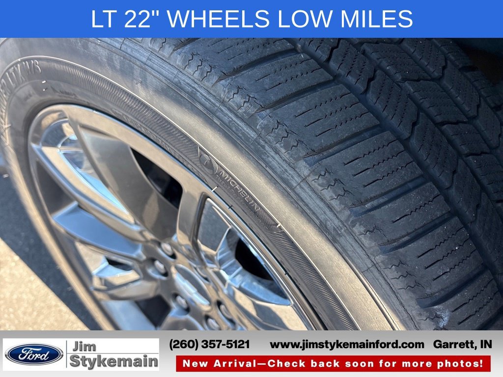 Used 2017 Chevrolet Tahoe LT w/ Luxury Package AWD/4WD image 10
