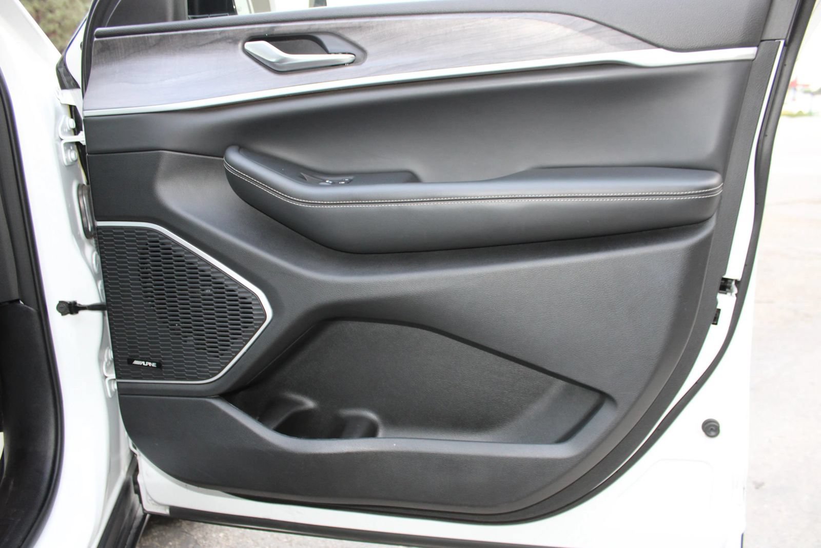 Used 2022 Jeep Grand Cherokee Limited 4xe AWD/4WD image 7