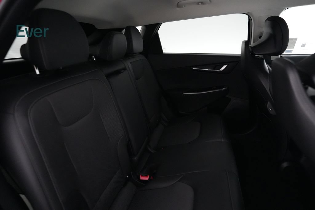Used 2024 Kia EV6 Light RWD image 5