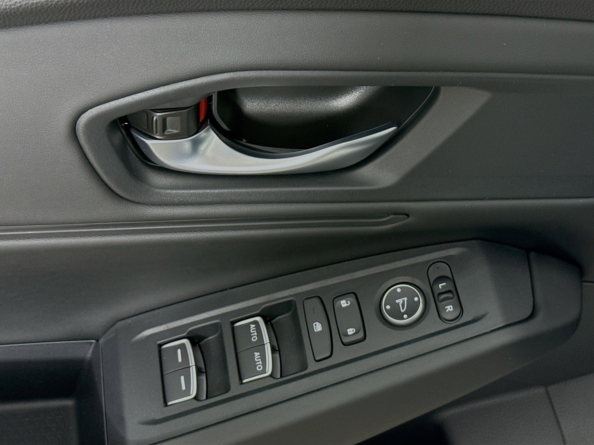 New 2025 Honda Accord SE image 19