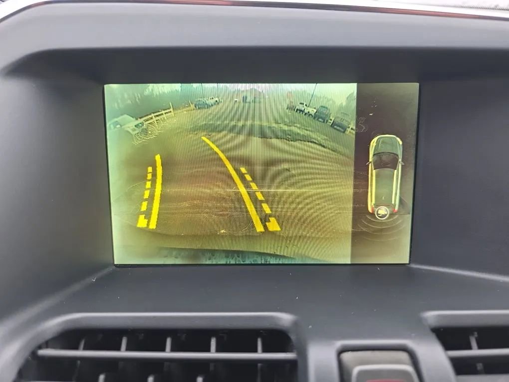 Used 2017 Volvo XC60 T5 Inscription image 29