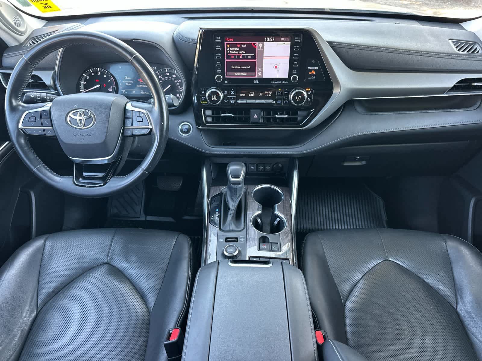 Used 2020 Toyota Highlander Limited AWD/4WD image 4