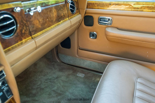 Used 1990 Rolls-Royce Silver Spur II image 39