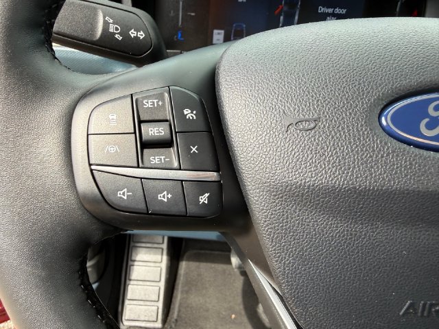 Used 2025 Ford Maverick Lariat w/ 4K Tow Package AWD/4WD image 16