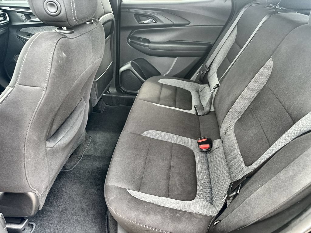 Used 2023 Chevrolet TrailBlazer LT w/ Convenience Package FWD image 16