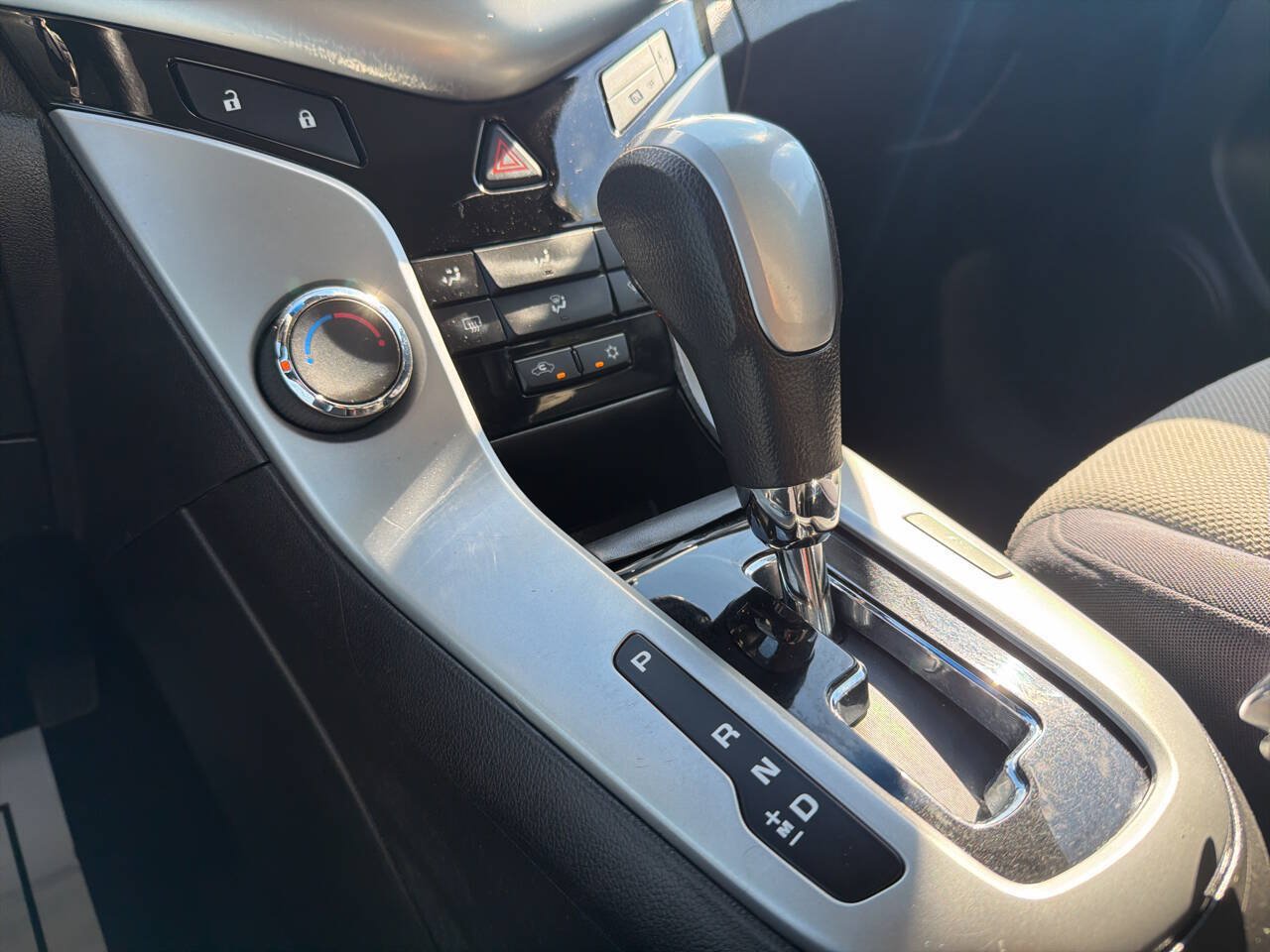 Used 2012 Chevrolet Cruze LS w/ Connectivity Package FWD image 15