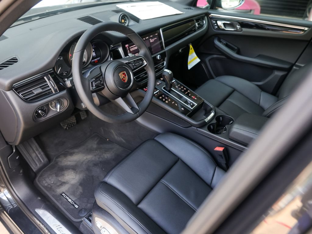 New 2026 Porsche Macan S AWD/4WD image 4