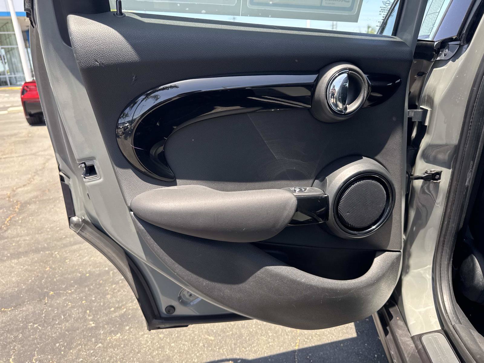 Used 2019 MINI Cooper S w/ Signature Upholstery Package FWD image 24