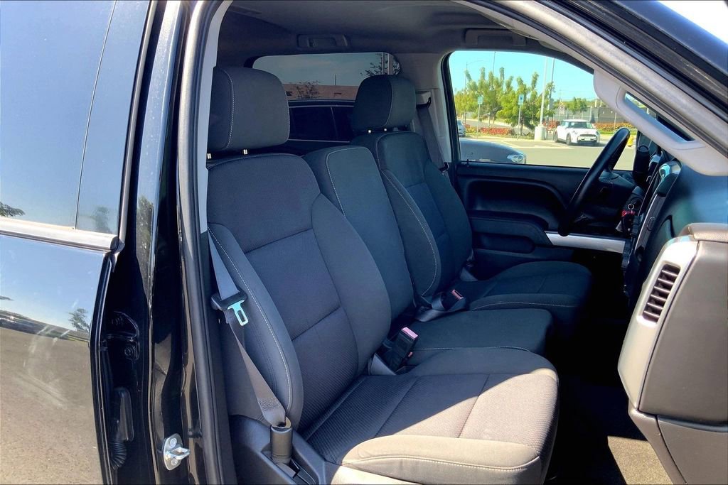 Used 2015 Chevrolet Silverado 1500 LT w/ Custom Sport Edition image 7