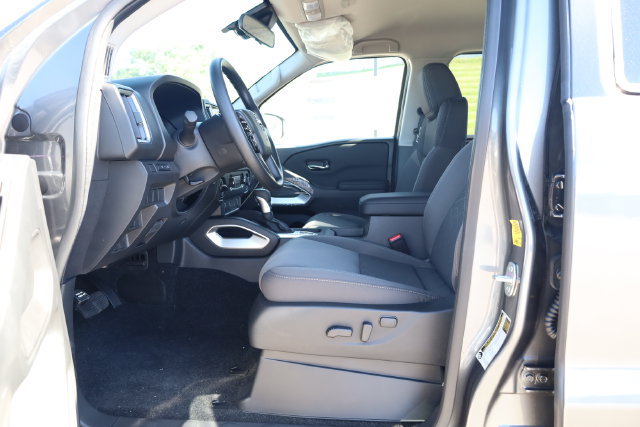 New 2027 Nissan Frontier SV w/ Tow Package AWD/4WD image 11