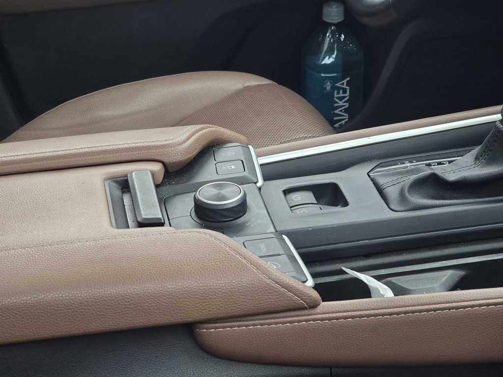 Used 2024 Toyota Grand Highlander Platinum image 18