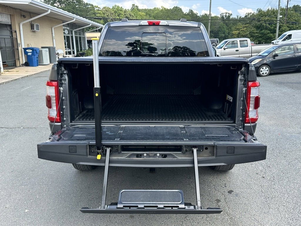 Used 2022 Ford F150 Lariat w/ Max Trailer Tow Package image 8