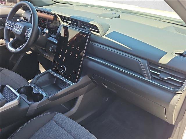 Certified 2026 GMC Terrain Elevation w/ LPO, Floor Liner Package AWD/4WD image 28