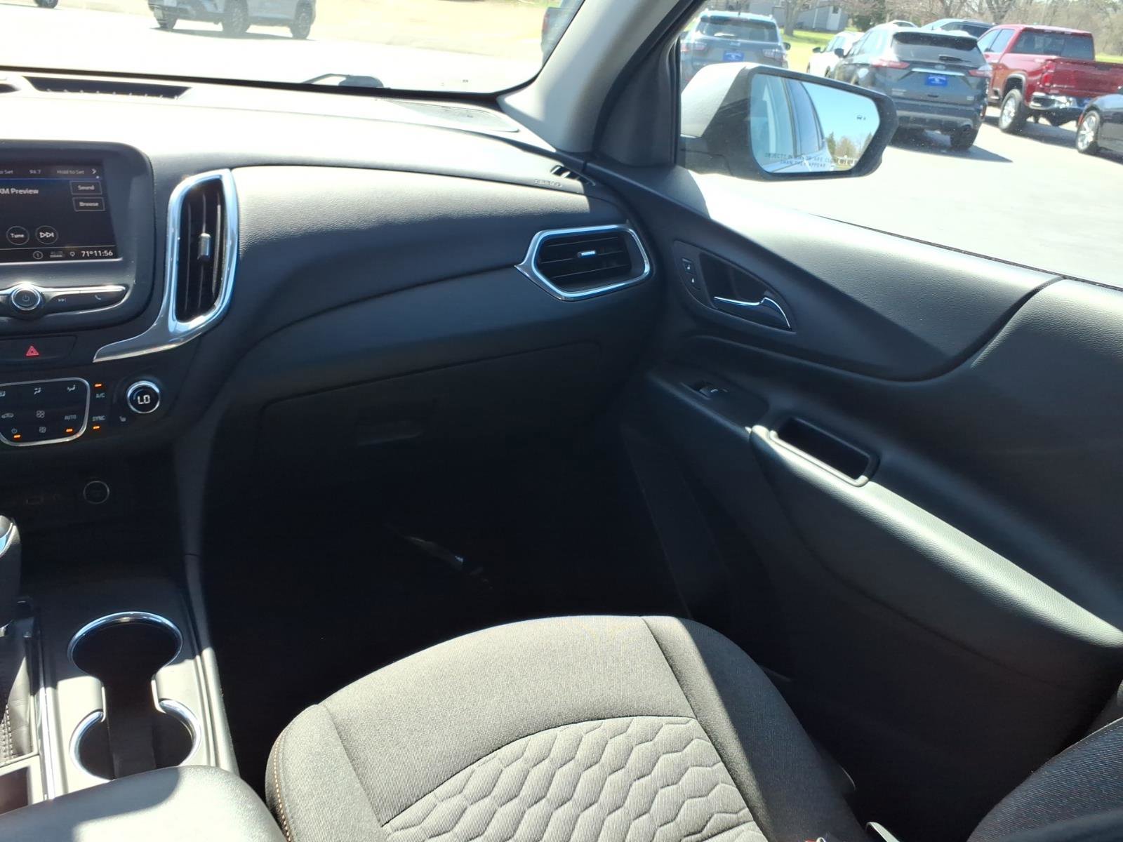 Used 2020 Chevrolet Equinox LT image 12