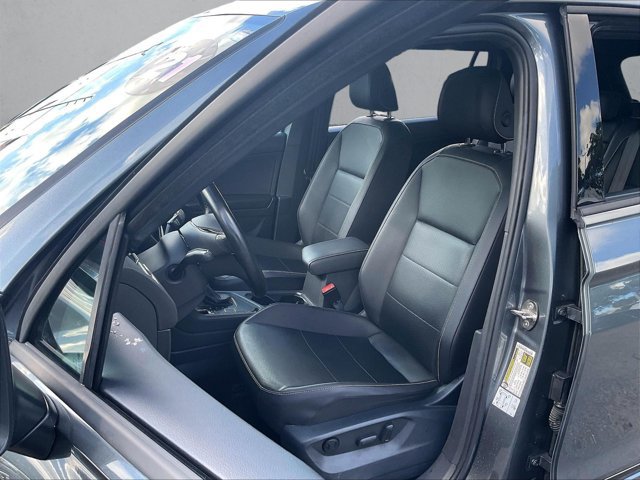 Used 2021 Volkswagen Tiguan SE R-Line FWD image 27